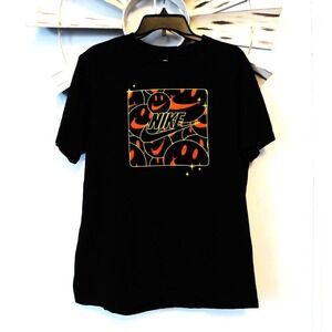 Niki Good Game Smiley Swoosh Face Graphic Tee Size Large T-Shirt